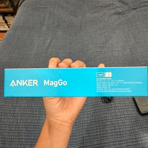 Anker mag safe 3in1 Wireless Charging Station - Black - Picture 6 of 8